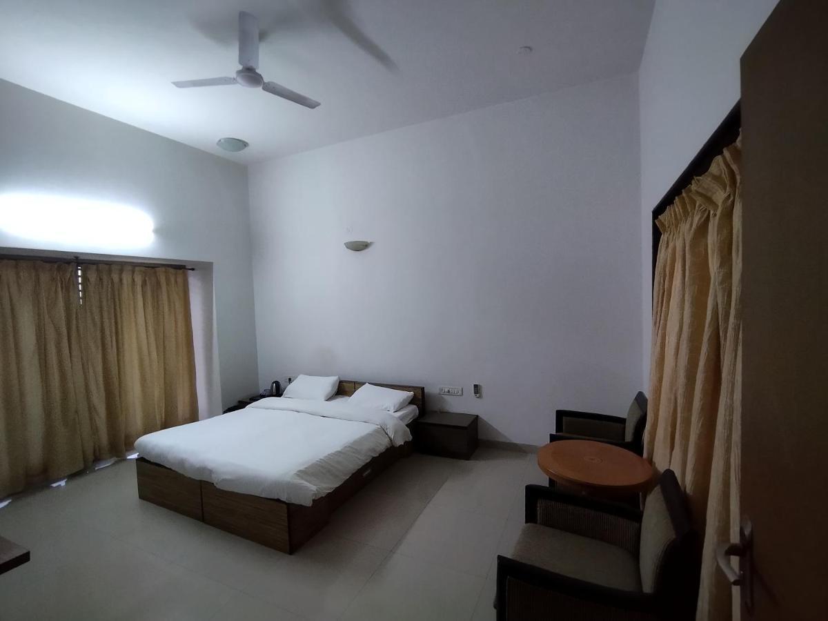 Savana Lake Resort Nashik Dış mekan fotoğraf