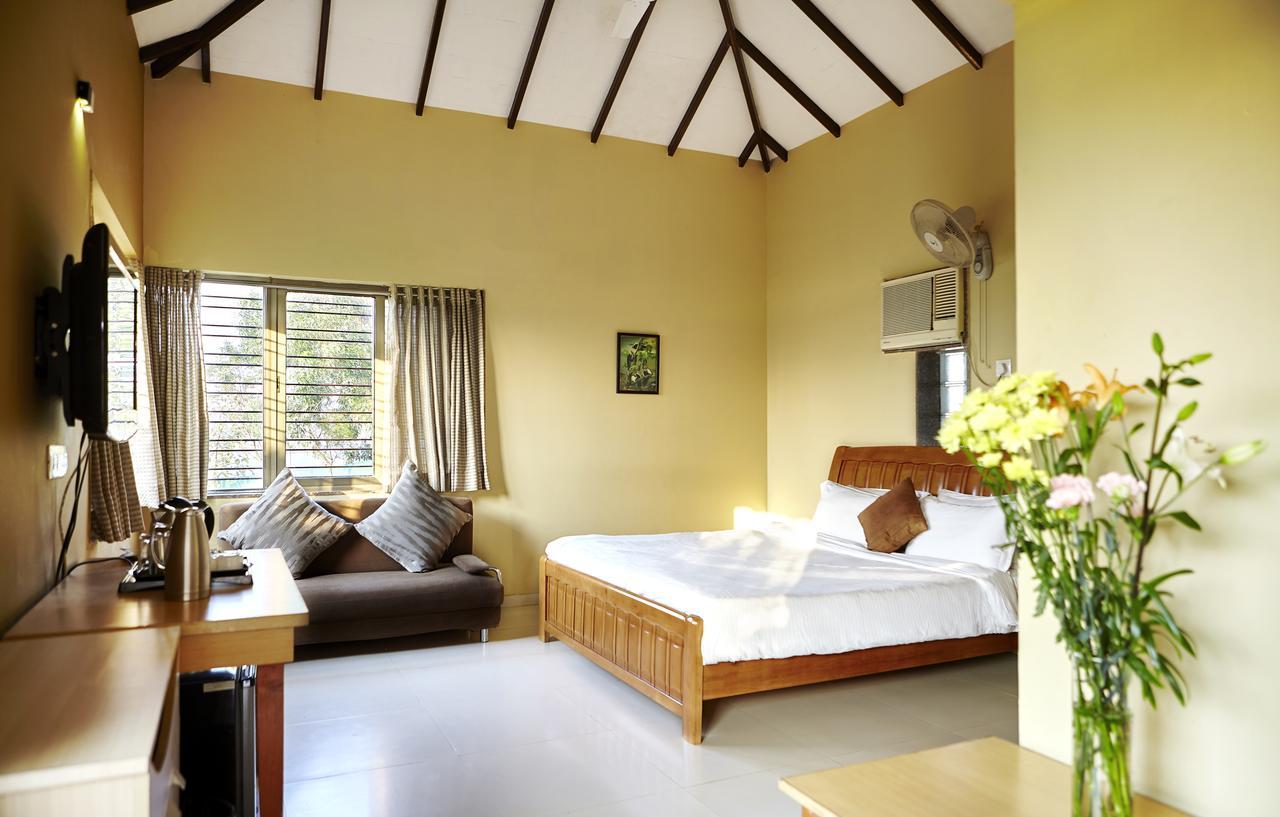 Savana Lake Resort Nashik Dış mekan fotoğraf