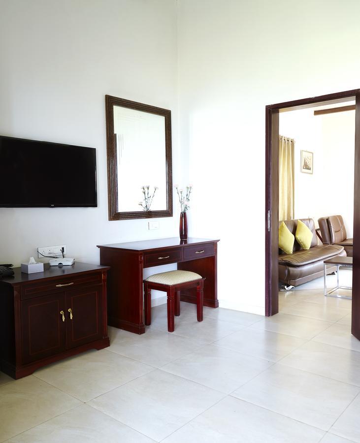 Savana Lake Resort Nashik Dış mekan fotoğraf
